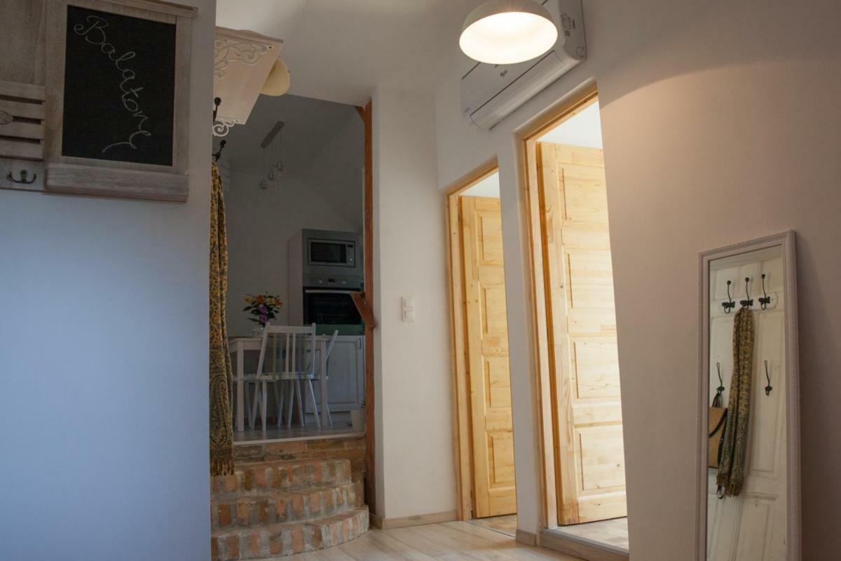 Lakeview Residence Balaton 巴拉顿扎佐 外观 照片